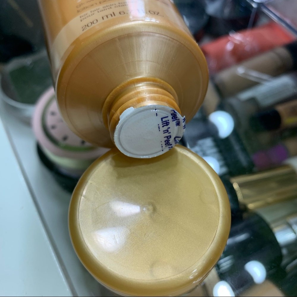 Avon SSS Satin Glow 7 in 1 Glow Body Lotion - Picture 4 of 4